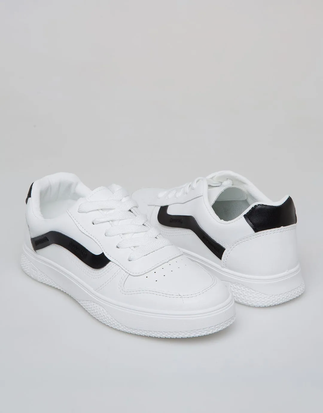Blow Loedra Sepatu Sneakers Wanita Korea Casual