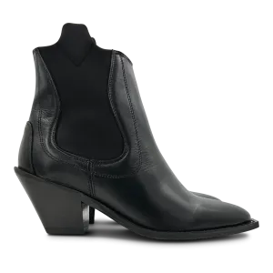 Chelsea Cowboy Boot in Black