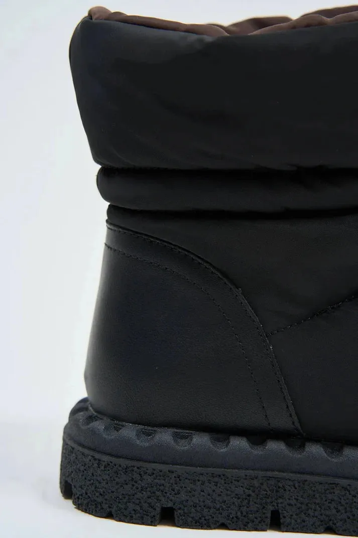 Matte Puff Black   Fable Black