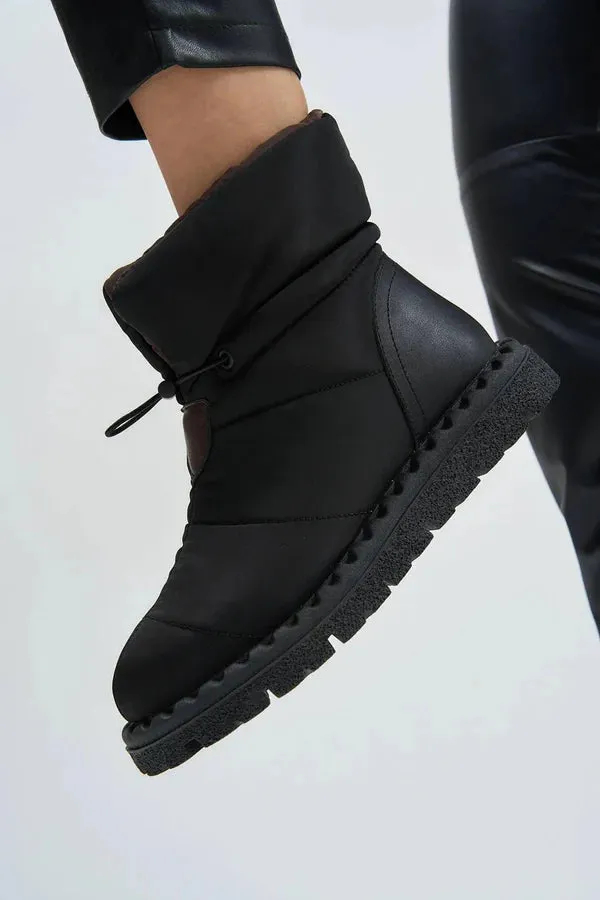 Matte Puff Black   Fable Black