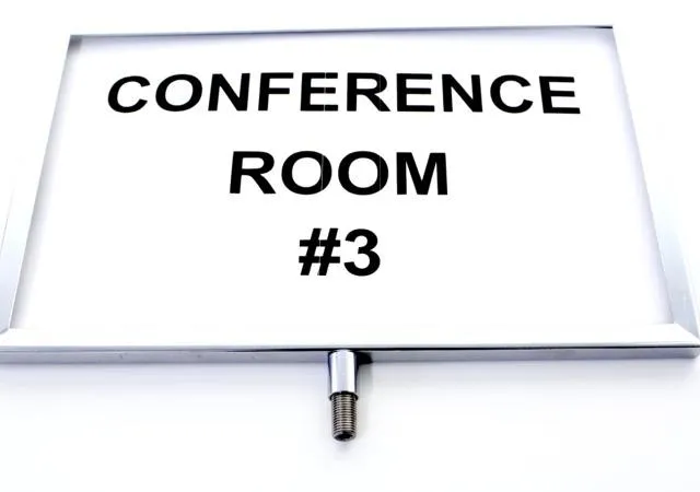 Small Metal Sign Holder 5-1/2" x 7"